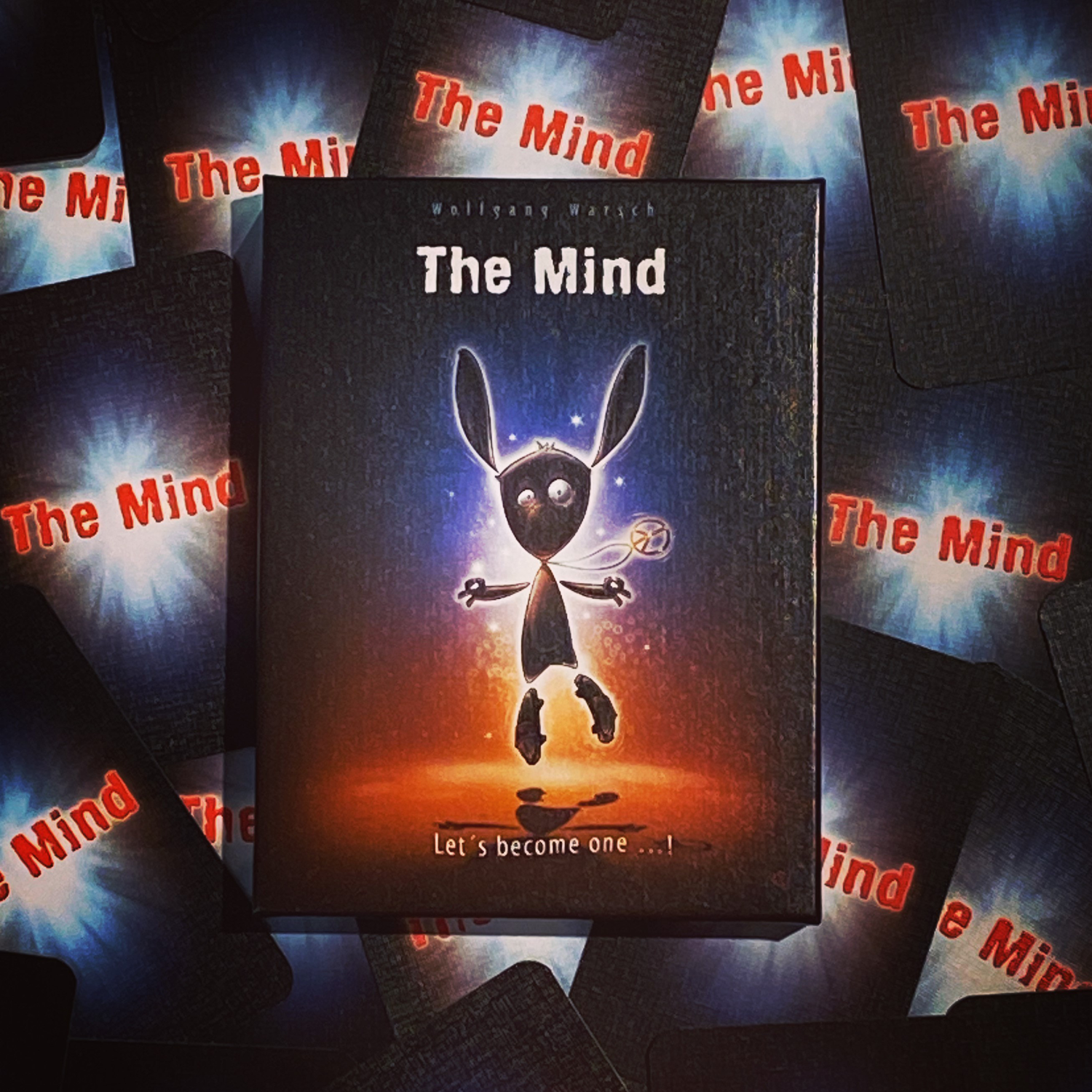 The-Mind-Box-surrounded