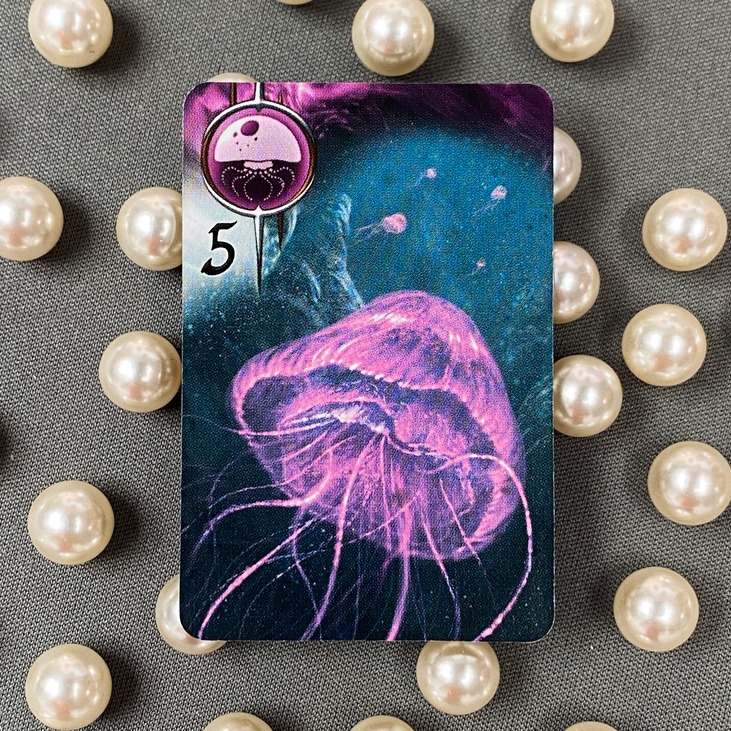 Abyss-Jellyfish-card-on-pearls