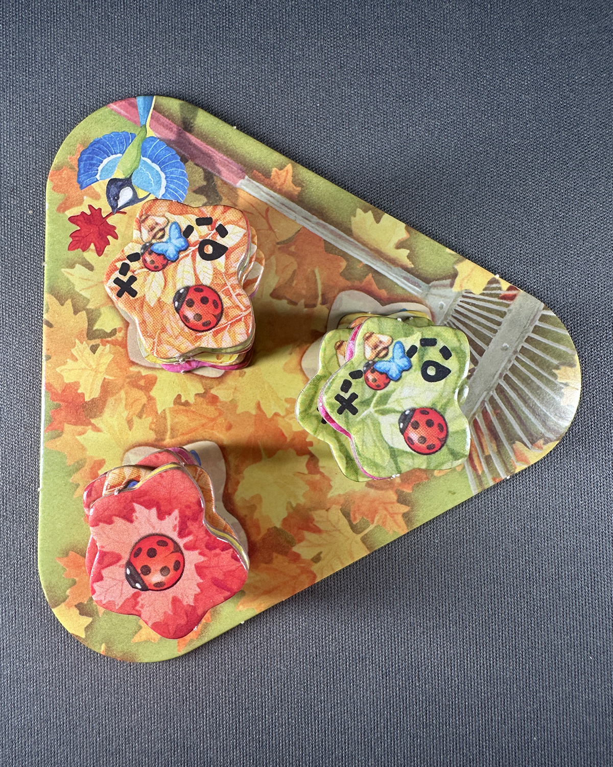 Pergola Board Game Review Leaf Dispenser